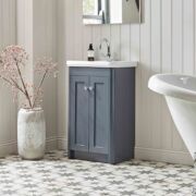 R2 Halcyon Floorstanding Vanity Unit